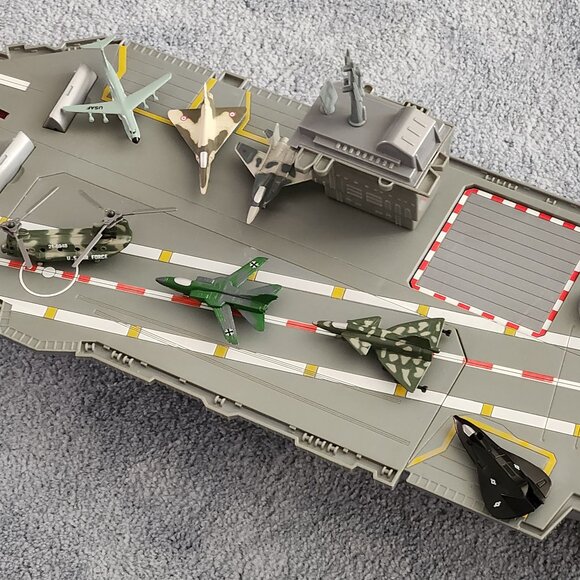 Aircraft Carrier 2002 Redbox Toys 69016 *AS IS* - Picture 6 of 16